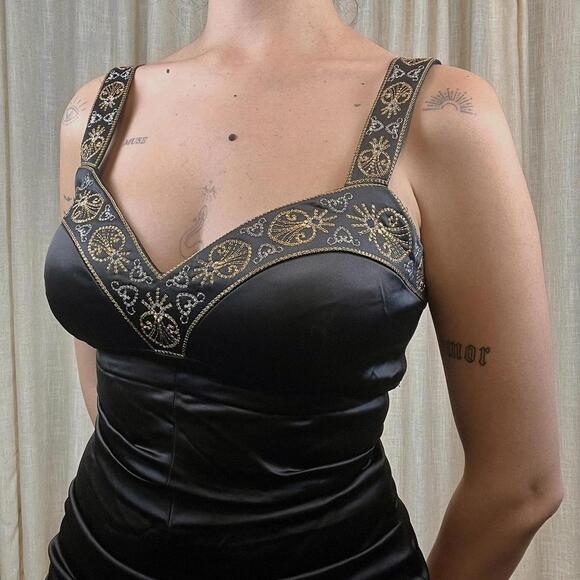 Cache Black Satin Embellished Dress - Picture 4 of 5